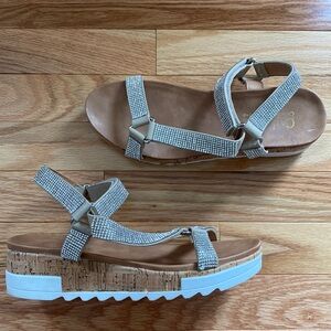 Catherine malandrino platform sandals 8